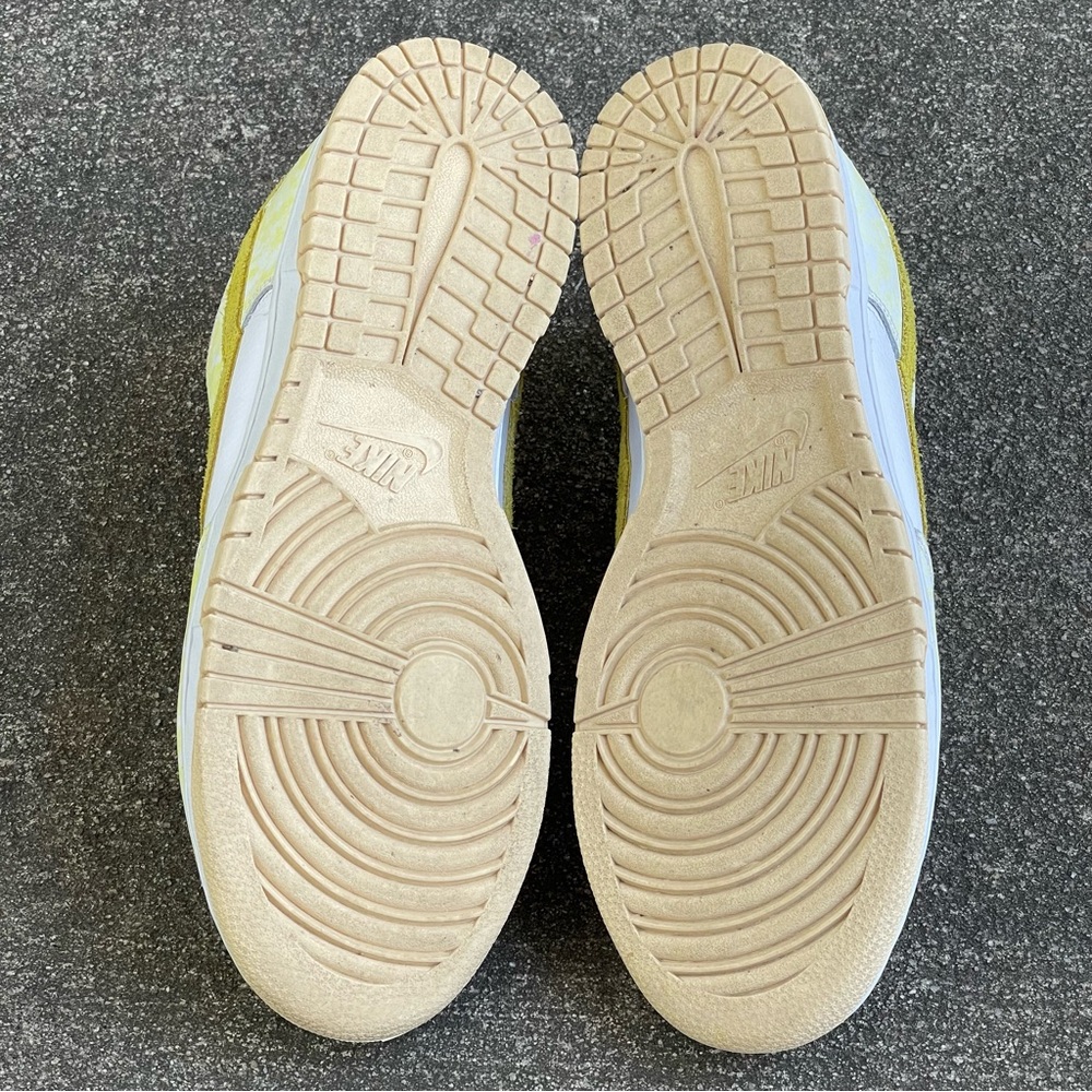 Dunk Low “Yellow Strike” - Picture 9 of 13